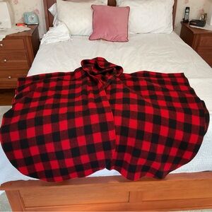 Vintage Buffalo Plaid woman’s Cape